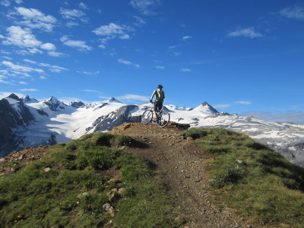 Отель Rifugio Garibaldi Пассо-Стельвио Экстерьер фото