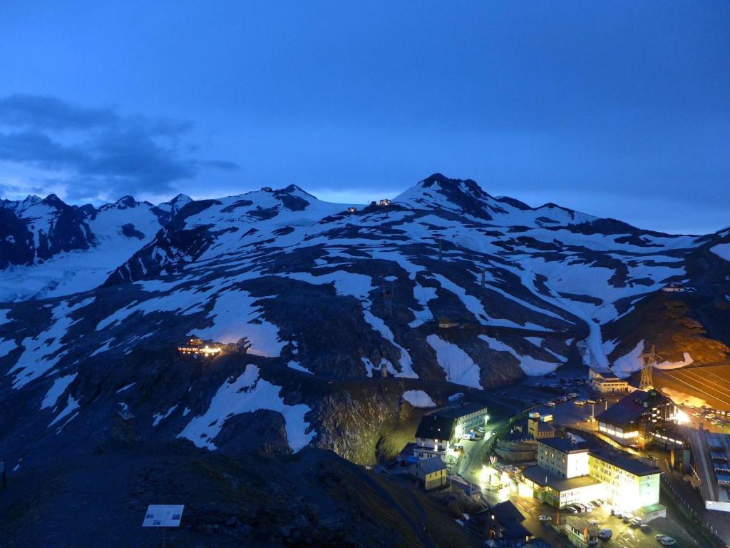 Отель Rifugio Garibaldi Пассо-Стельвио Экстерьер фото